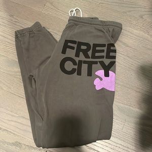 FREECITY SWEATPANTS